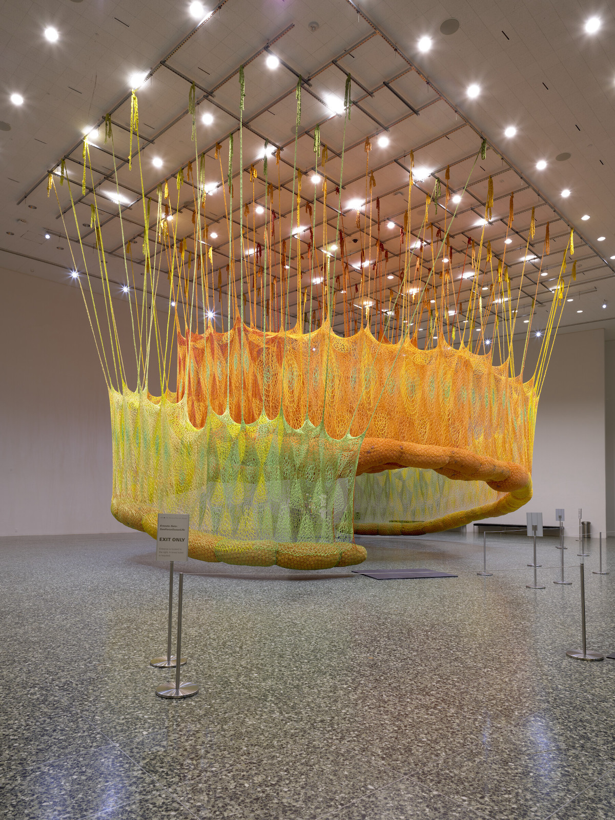 ernesto-neto-crochet-installation-9