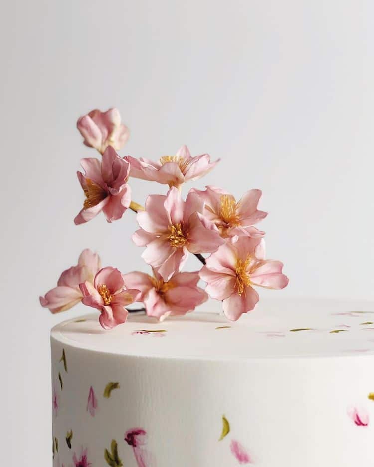 sugar-flowers-finespun-cakes-11