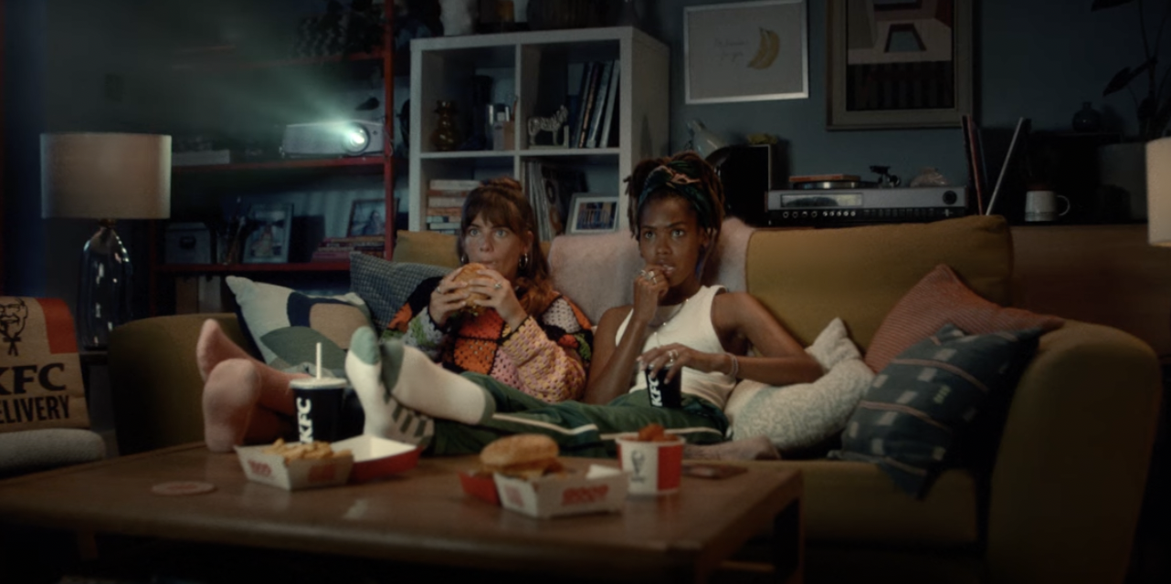 KFC assumindo os confortos de casa no Reino Unido