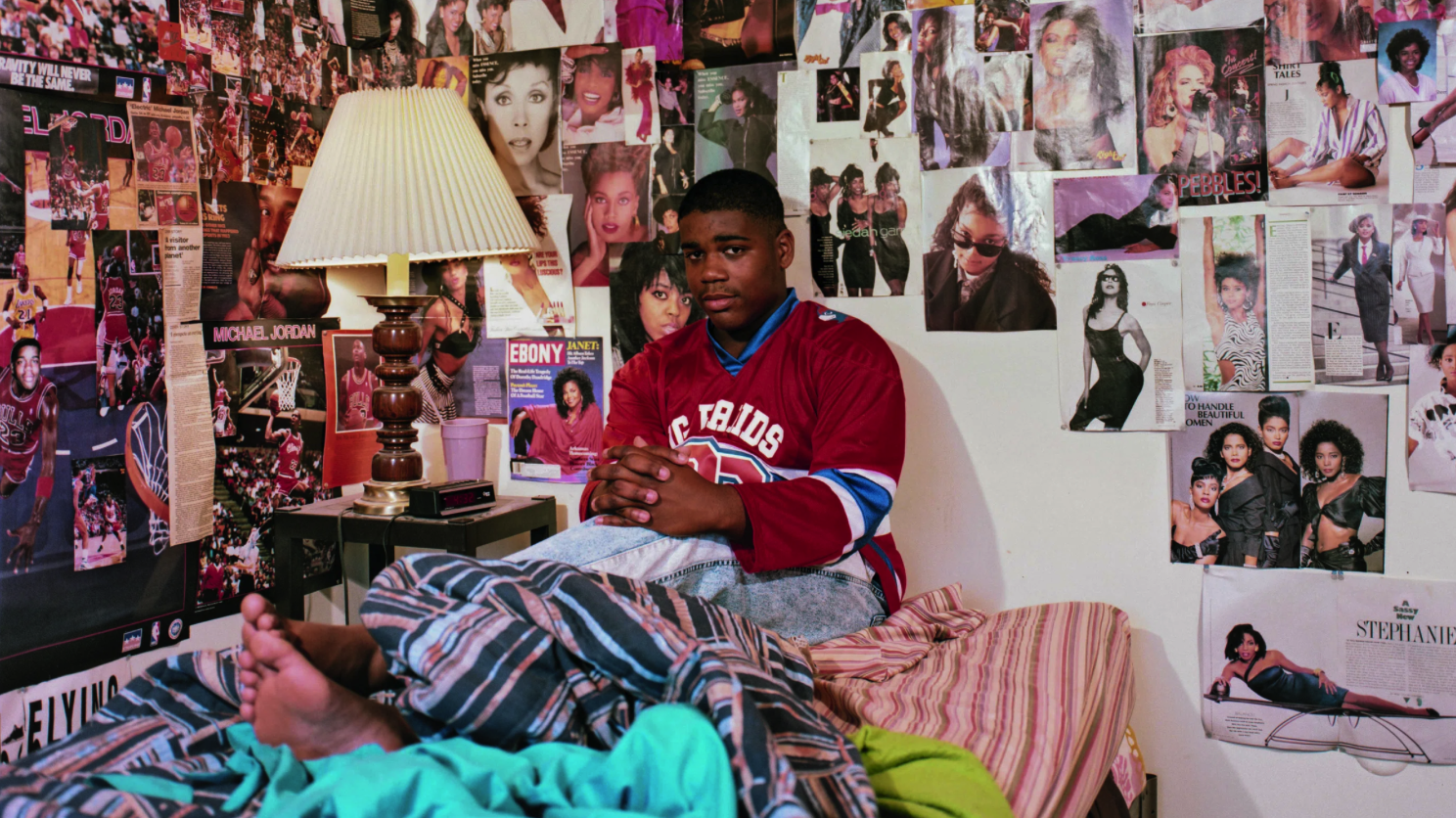 Destaques da semana. ADRIENNE SALINGER E OS QUARTOS DOS ADOLESCENTES NOS EUA