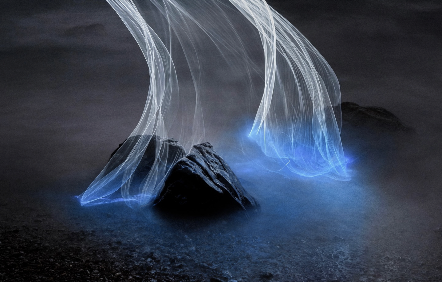 Destaques do ano. REUBEN WU DESENHANDO NO CÉU PELO MUNDO