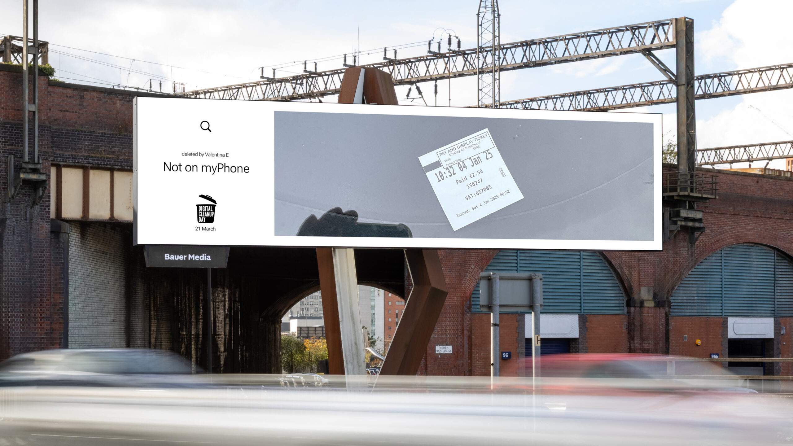 Combatendo o lixo digital no Reino Unido