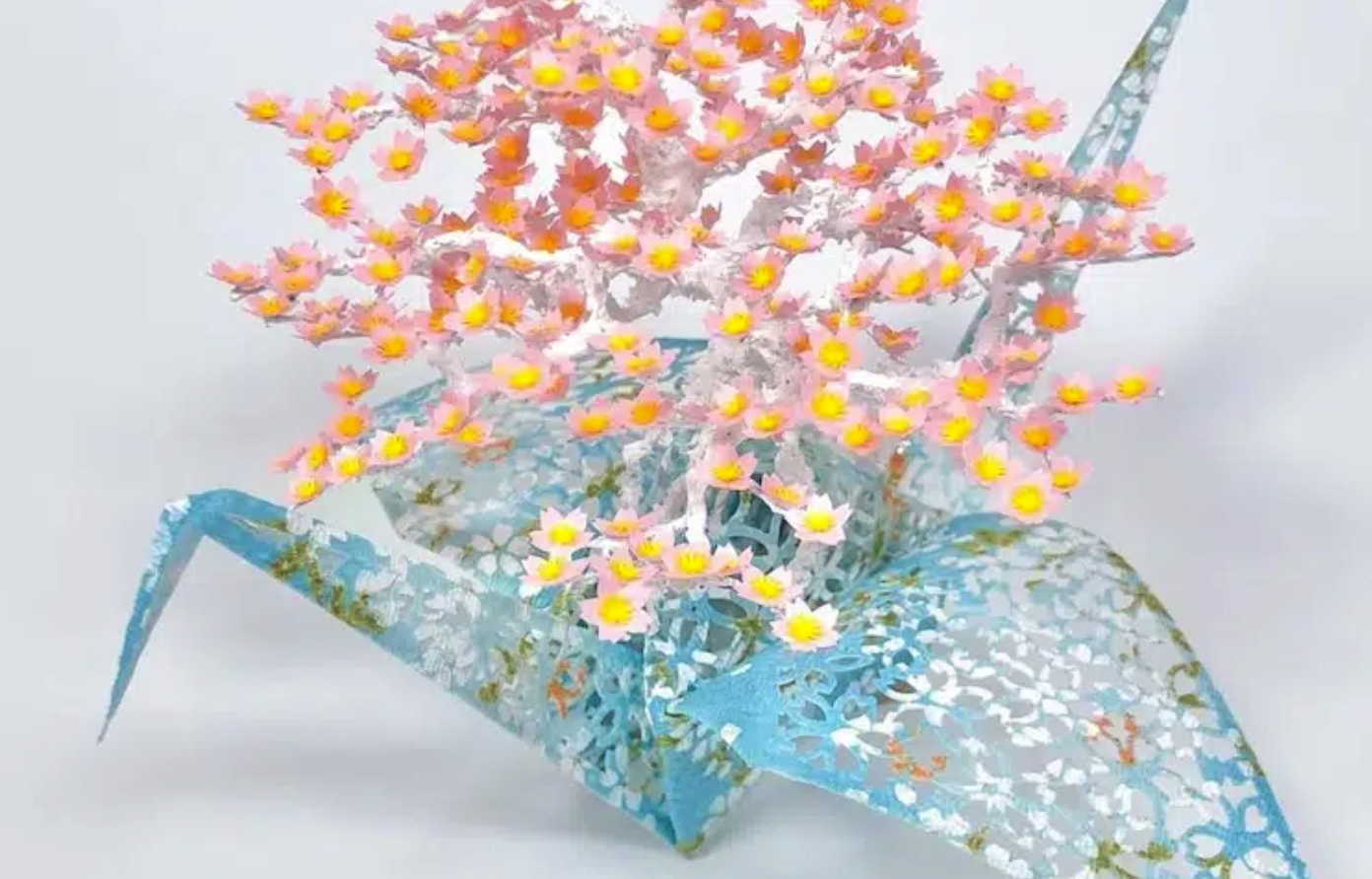 O kirigami e as estações do ano de Naofumi Hama no Japão